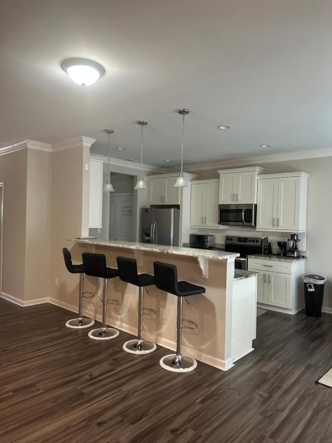 Zees Private Room Norfolk Ngoại thất bức ảnh